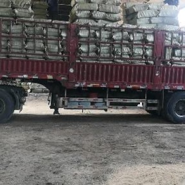 厂家直供优质压缩玉米芯颗粒