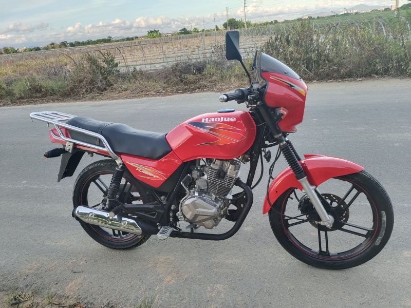 摩托车