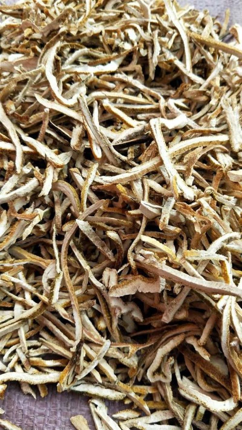 橘红，橘红丝质量保证经营千余种中药材，欢迎咨询合作！