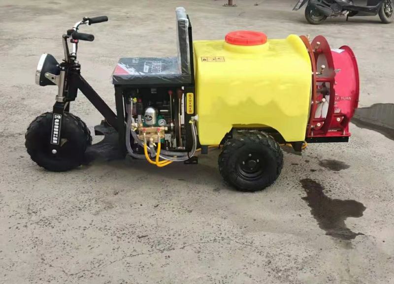 厂家供应乘坐式打药机喷雾器汽油柴油果园打药机车间消毒机