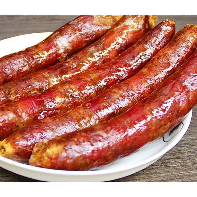 香肠农家自制烟熏腊肠，经过72小时的烘干口味更香保证纯肉