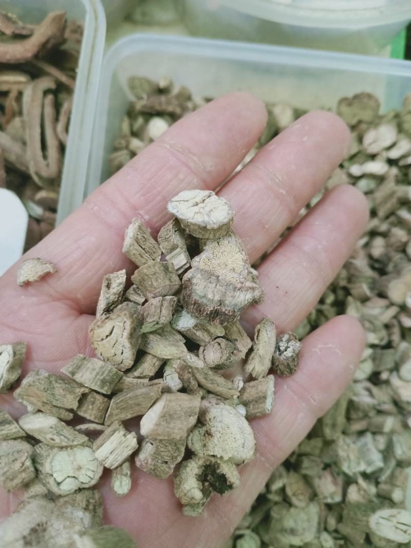 鸡屎藤，正品鸡矢藤切片干净无杂质量保证！欢迎咨询购买！