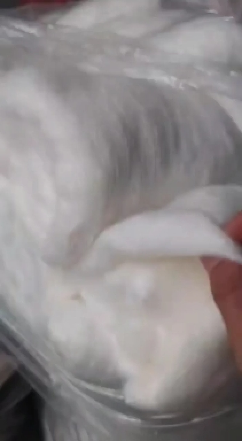 炸蚕丝蚕丝被，天然炸蚕丝，喜欢朋友联系我。批发零售。