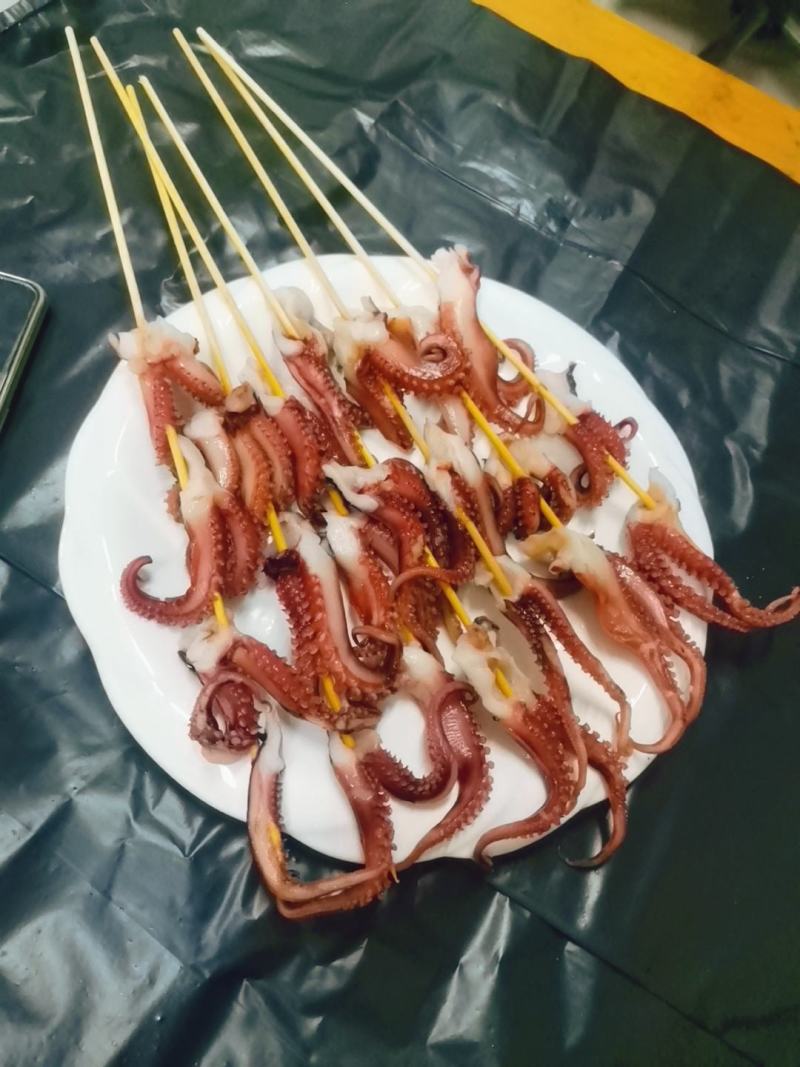 40克章鱼龙爪串章鱼须小串商用铁板烧烤油炸网红鱿鱼串