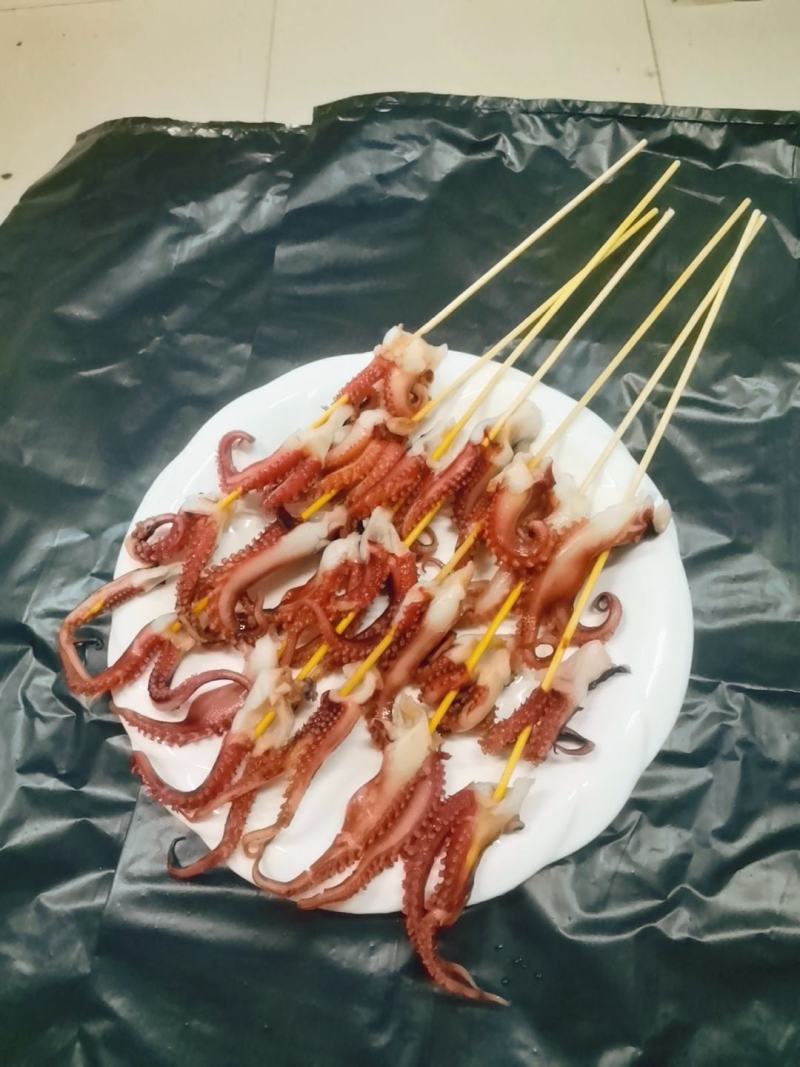 40克章鱼龙爪串章鱼须小串商用铁板烧烤油炸网红鱿鱼串