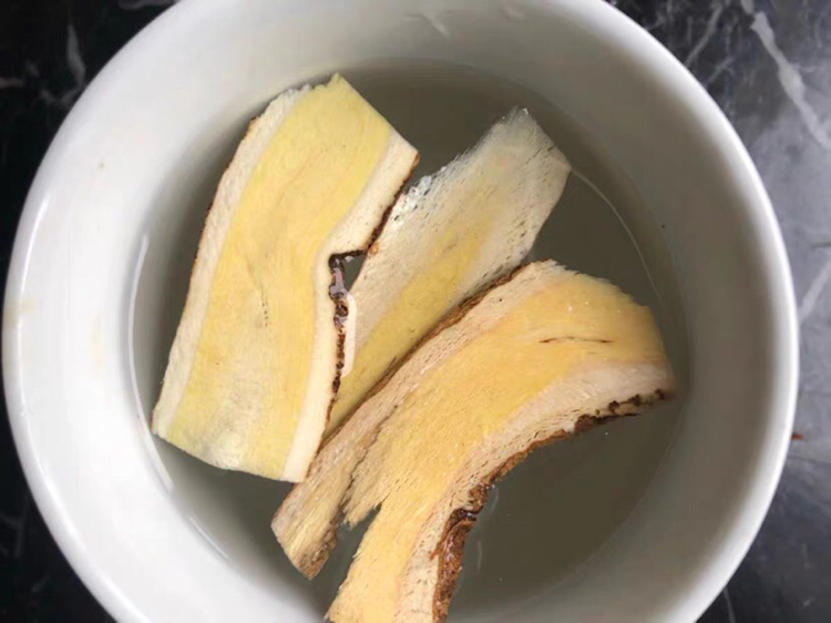 黄芪精与西洋参泡水对比图