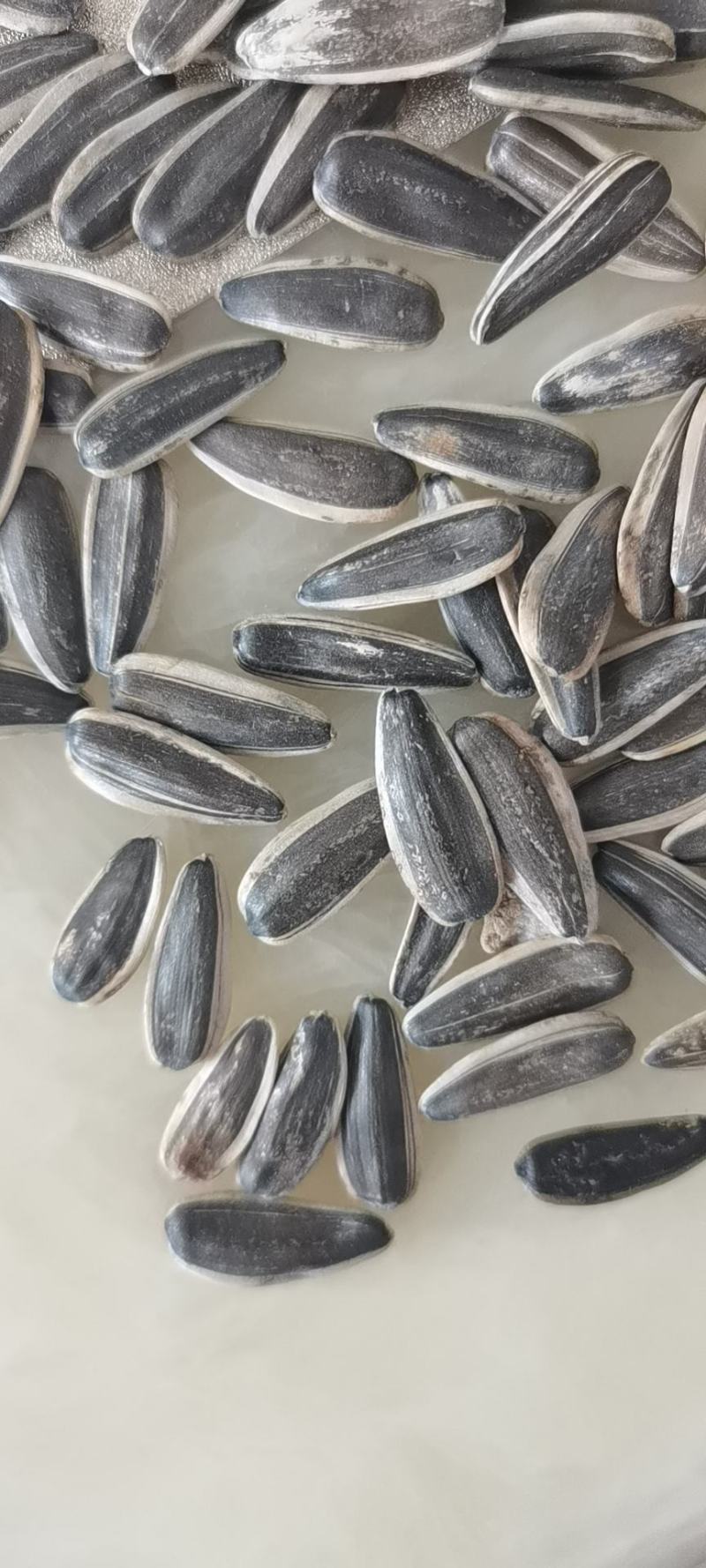 生瓜子新货原味五香奶油味零食便宜批发零食婚