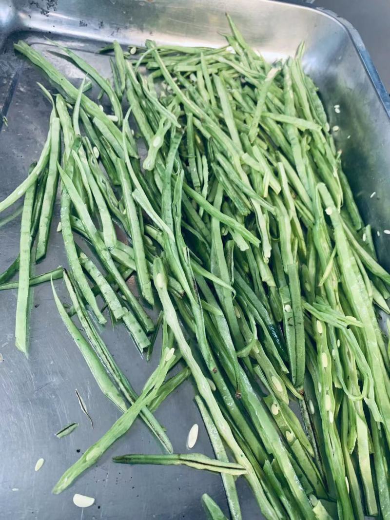 豆角丝烘干机，豆角切丝机，豆角丝烘干设备，