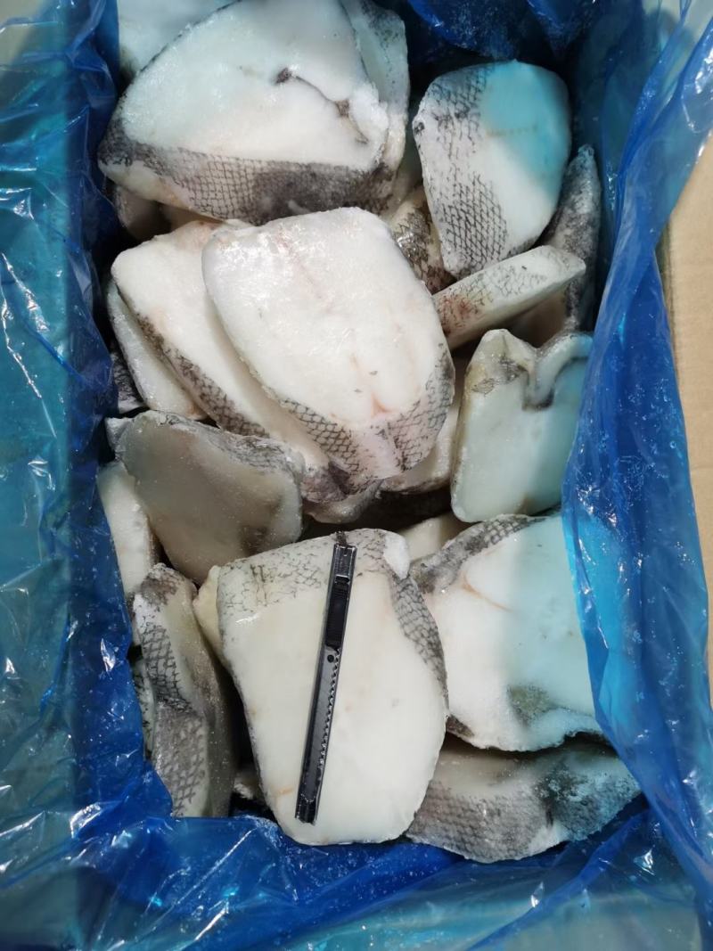 俄罗斯原装无冰鳕鱼块，营养价值高，厂家供应