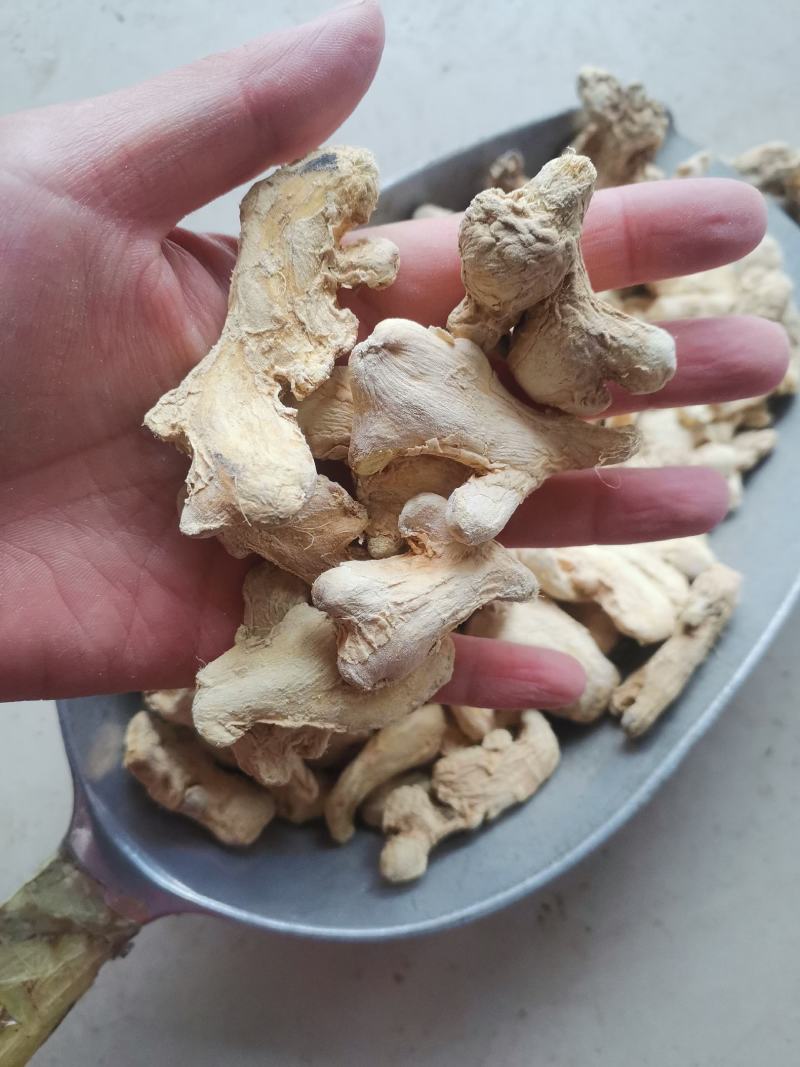 【干姜】精品干姜辛辣十足一手货源规格齐全欢迎咨询