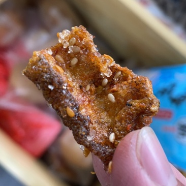包邮香辣鱼皮甜辣鱼皮即食鱼皮下酒小菜鱼皮