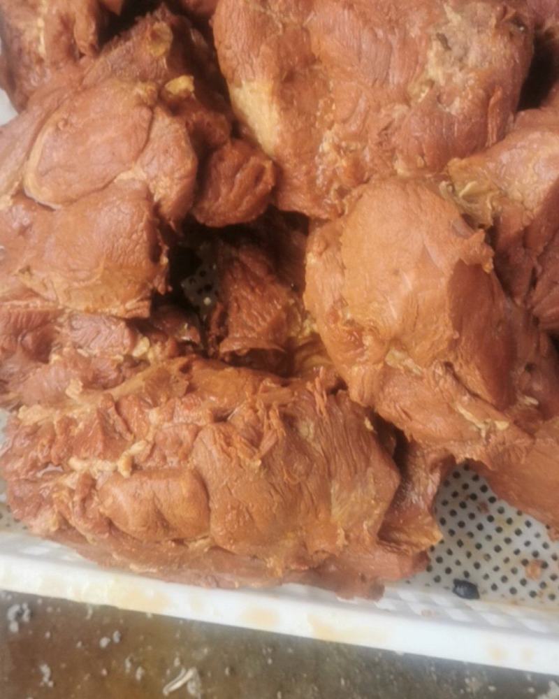 酱牛肉，全熟五香牛块肉，开袋即食酱香牛肉块