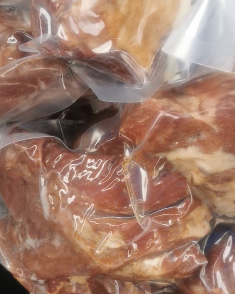 酱牛肉，全熟五香牛块肉，开袋即食酱香牛肉块