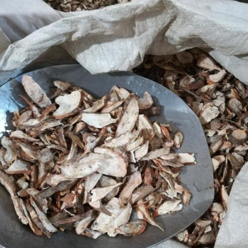 白蔹，正品选装水洗白蔹质量保证经营各种中药材欢迎咨询合作
