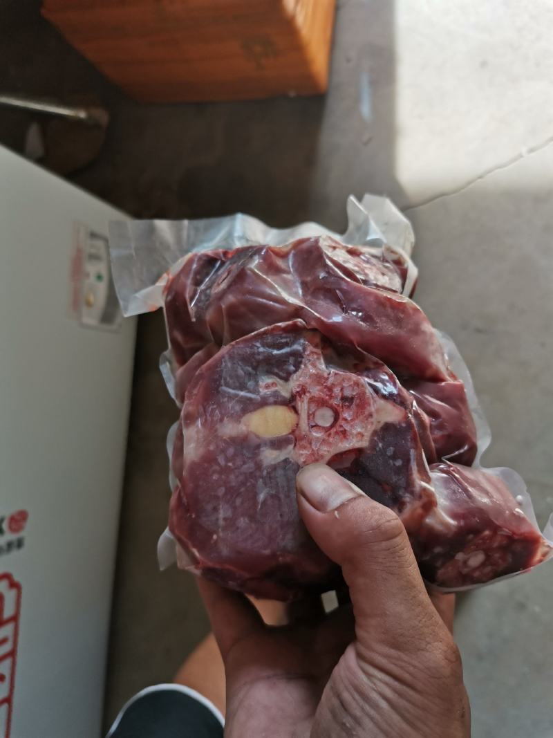 鸵鸟肉，鸵鸟脖