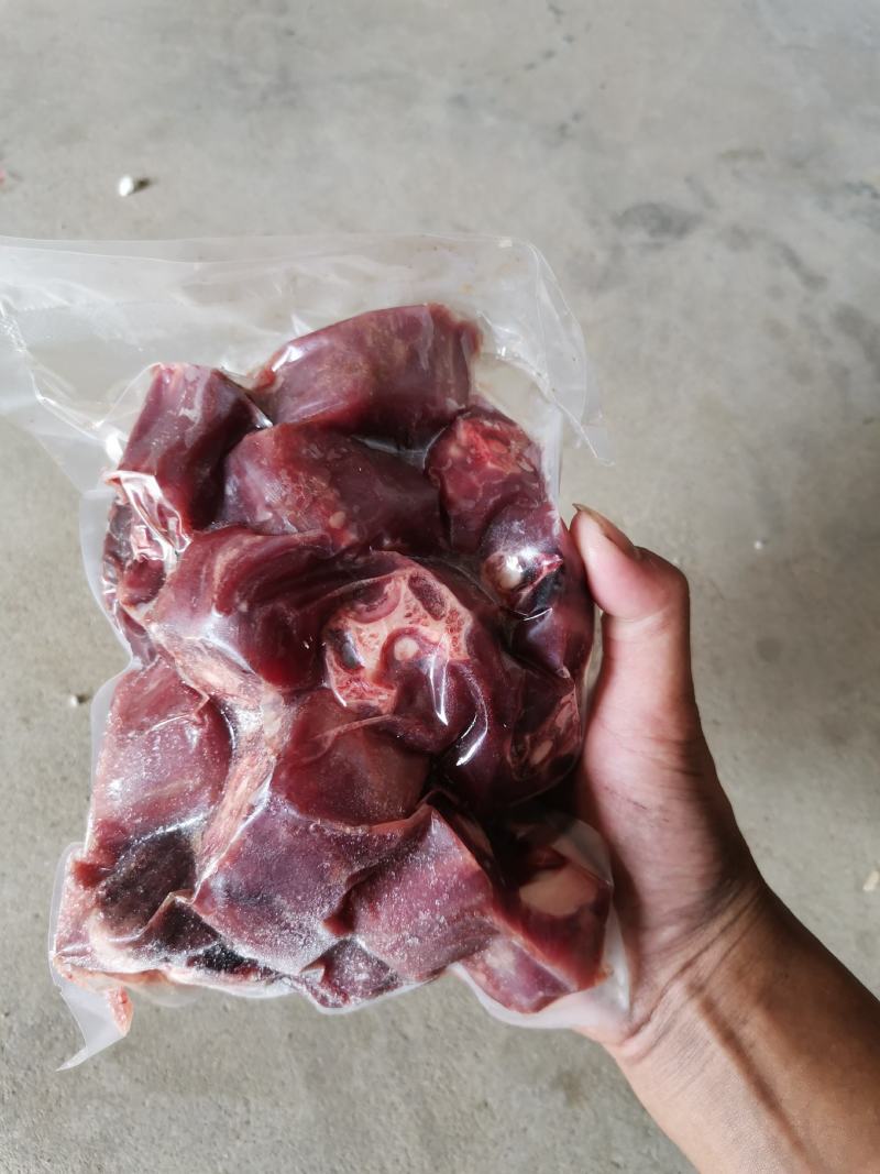 鸵鸟肉，鸵鸟脖