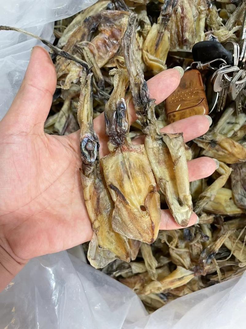 正宗北海船晒鱿鱼干一手货源，价格美丽