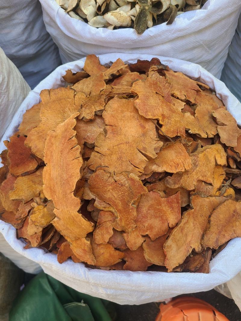土茯苓红肉白肉颜色好，白肉漂亮精选大片