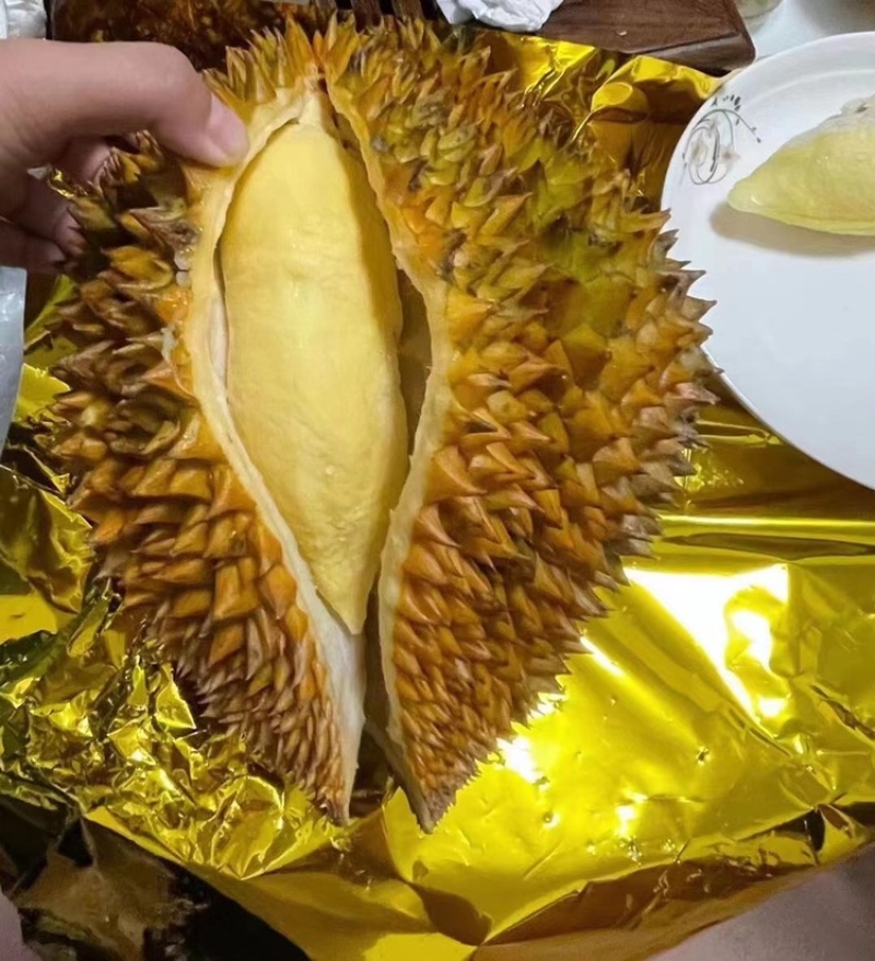 泰国金枕榴莲液氮保鲜(带壳)冰冻榴莲树熟果4-5头裸果