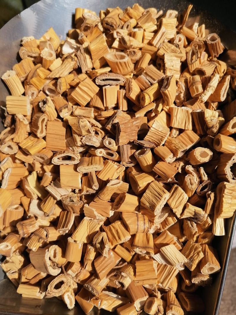 芦根各种中药材批发质量保证各种规格中药材批发零售