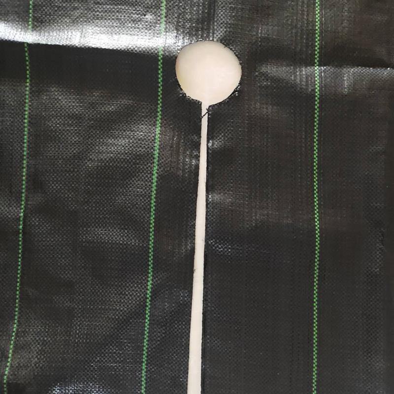 切片防草布打孔除草布抗老化防草布透气透水园林地布果园防草