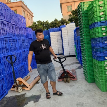 二手塑胶周转箱塑料框菜筐二手胶框蔬菜筐塑料篮子胶箱