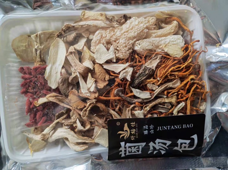 菌汤包，煲汤，焖肉都可以，一件80包，一包100克