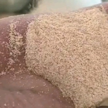 压缩打包稻壳统糠筛糠养殖饲料颗粒燃料陶粒酿酒