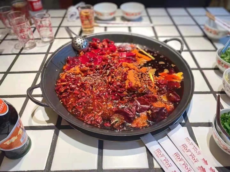 厂家直销餐饮专用牛油火锅底料串串底料四川特产