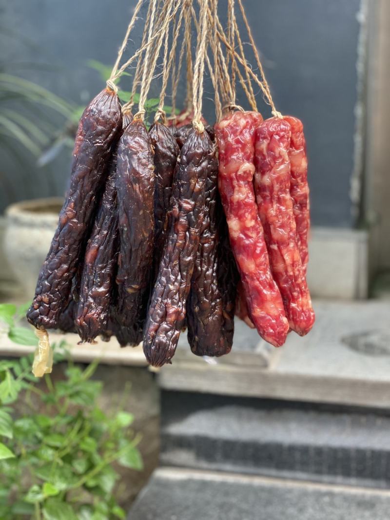 临安农家手工腊肠灌香肠原味腊肠酱肠批发猪肉肠客家肠