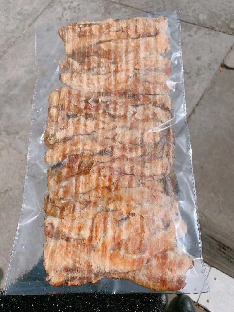 碳烤鱼片常年销售各种干冰海鲜原料，正八经的海鲜工厂