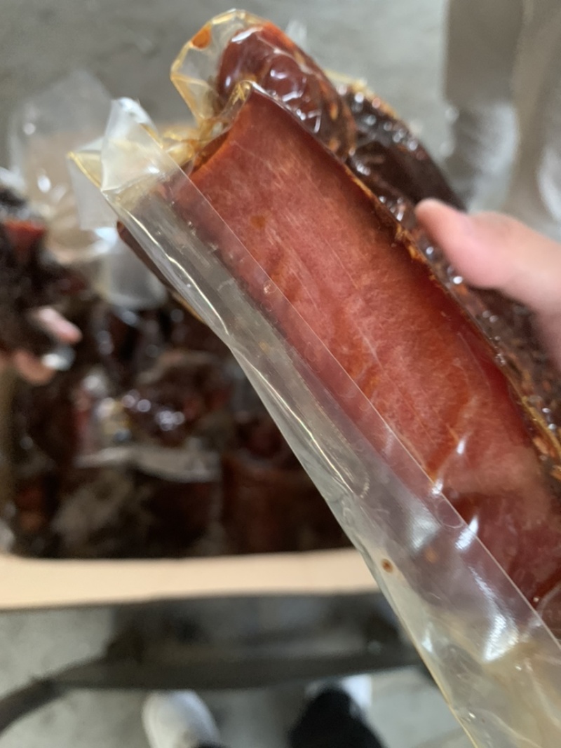 酱香肉，真空酱香肉，麻辣五香，开袋即食，一斤一包