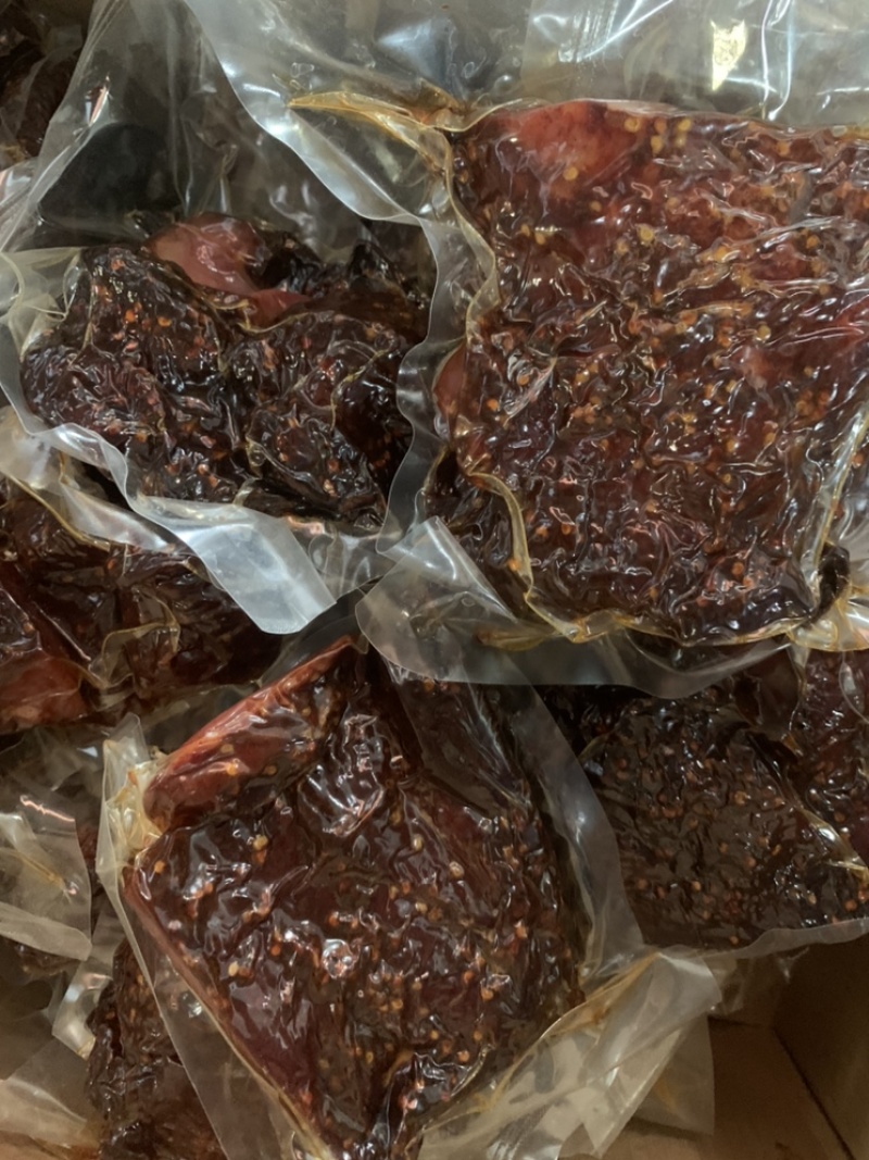 酱香肉，真空酱香肉，麻辣五香，开袋即食，一斤一包