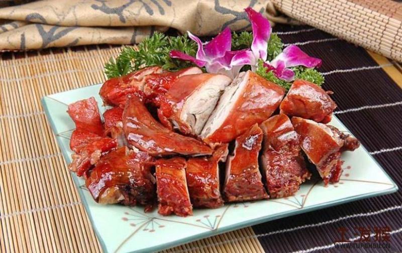 低价批发手撕烤兔五香香辣，开袋即食，厂家货源，证件齐全！