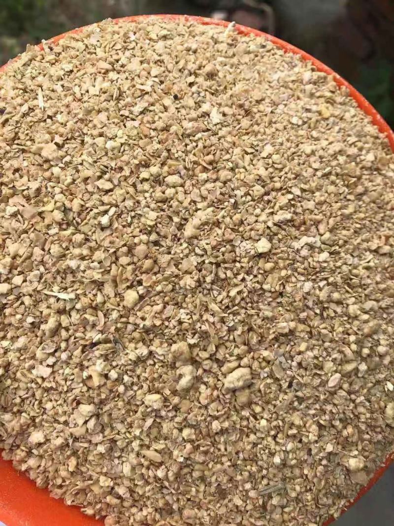 大量供应精品豆粕，量大从优，全国发货。诚信经营