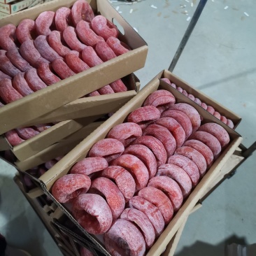 桂林柿饼，产地大量上市。漂亮圆饼吊饼发柿市场电商大量有货