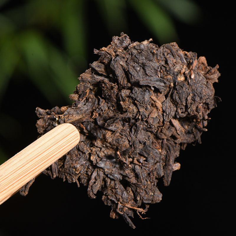 2007年勐海班章老普洱茶古树熟茶叶十三年云南七子饼批发