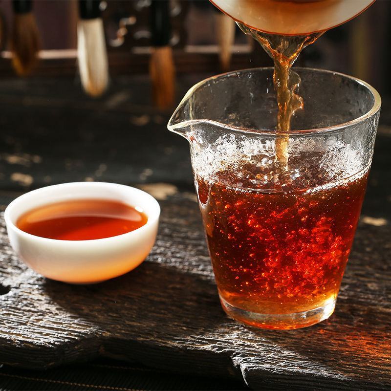 2007年勐海班章老普洱茶古树熟茶叶十三年云南七子饼批发