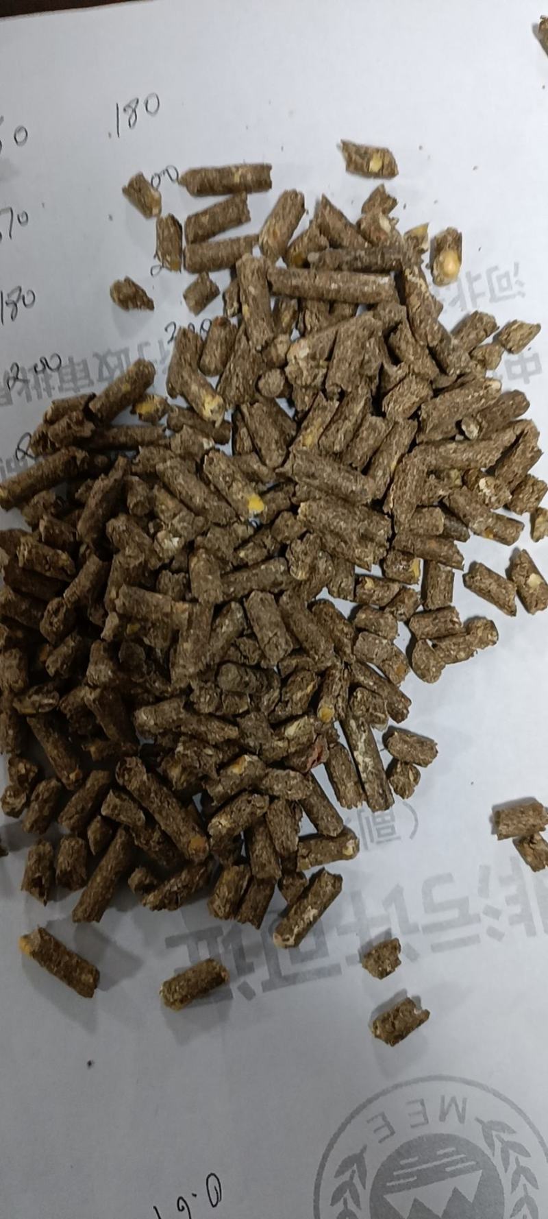 牛羊颗粒料冬补料