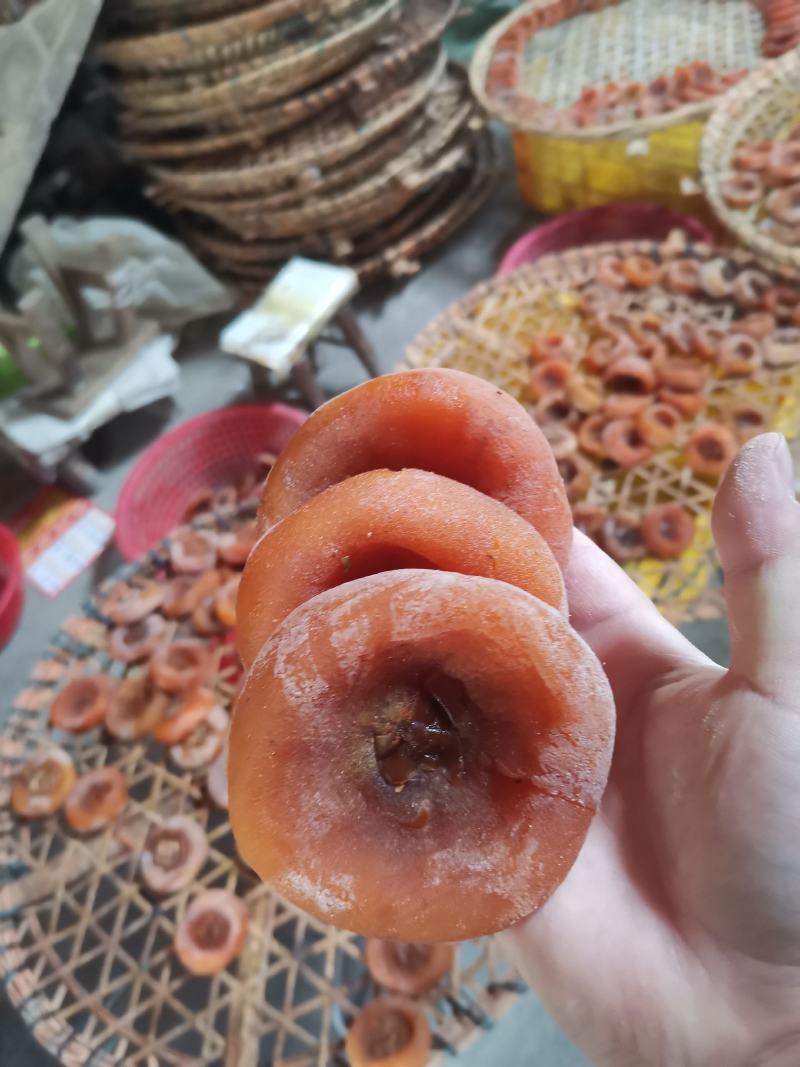 特级大饼，广西柿饼圆饼吊饼大量上市一级柿饼，原产地
