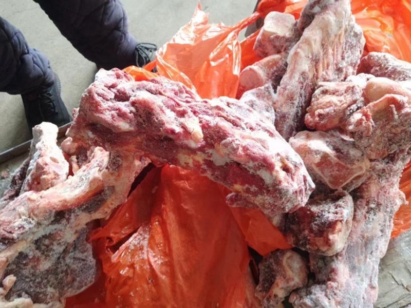 驴肉。带皮驴肉。驴板肠。脊骨。新鲜冻品。全国各地发