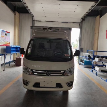 小型冷藏车