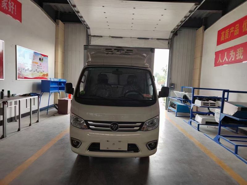 小型冷藏车
