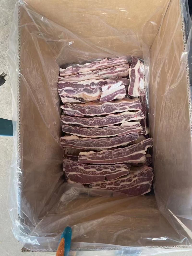 满肉牛排段.肥瘦相间.酱牛排厂家直发一件也是批发价