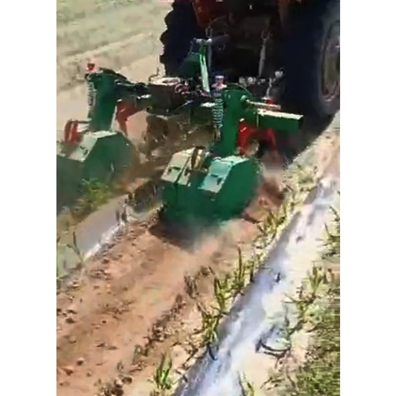 拖拉机带除草机中耕除草机农用锄地松土锄草机新款除草机