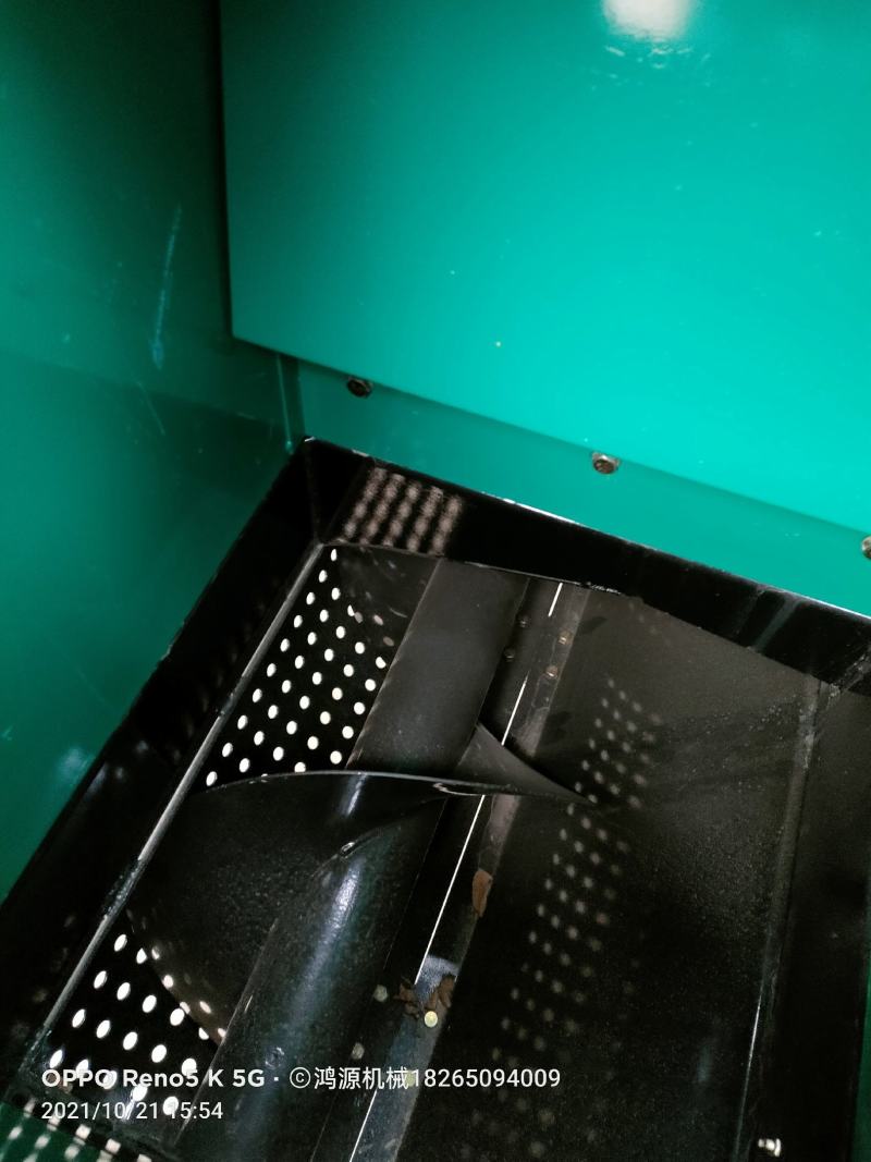 雷沃三次粉碎四次除尘方梱打捆机适合各种农作物秸秆打捆
