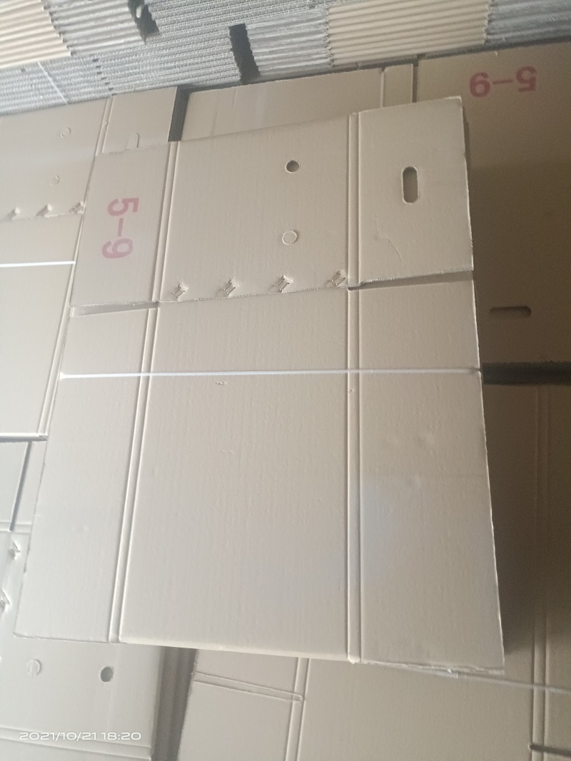 纸箱各种纸箱，可带图印刷或者给设计各种印刷图案