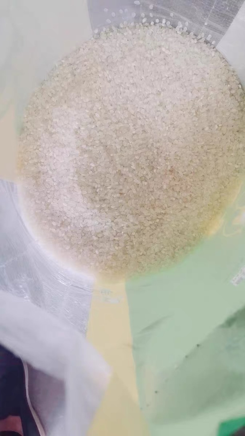 盘锦大米，刚收割，新米味道好