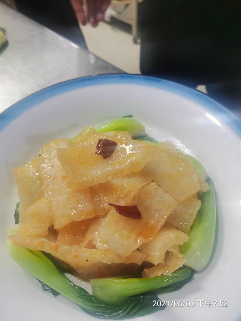鲜皮肚，免洗免改刀，口感柔软劲道，无任何添加剂，适合中餐