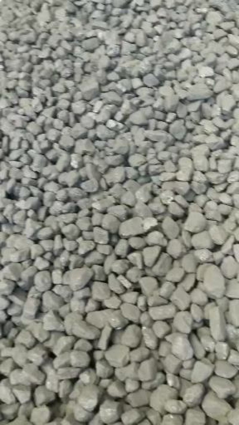 煤炭神木煤炭高热量6300大卡，烧锅炉取暖耐烧，煤炭中的